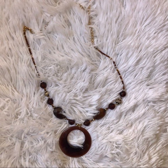 Brown beaded Necklace - Picture 5 of 6